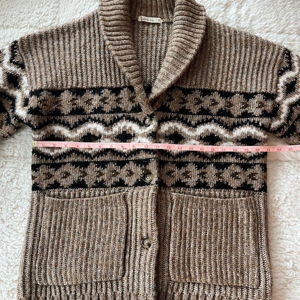 NWOT Oversized Cowichan Cardigan Sweater - Picture 8 of 8